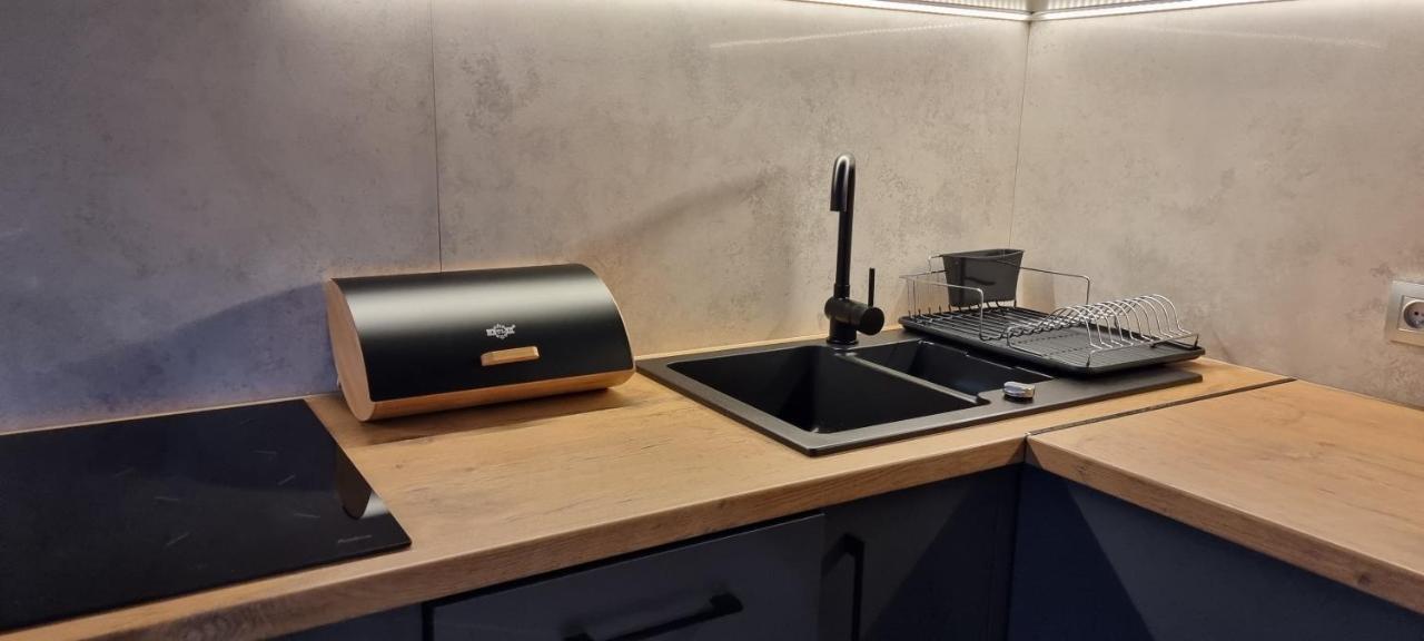 Apartament Luxloft Apartment เปียโควิเซ ภายนอก รูปภาพ