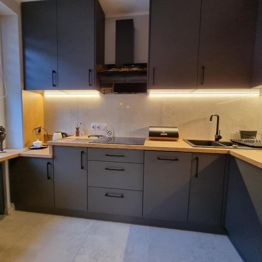 Apartament Luxloft Apartment เปียโควิเซ ภายนอก รูปภาพ