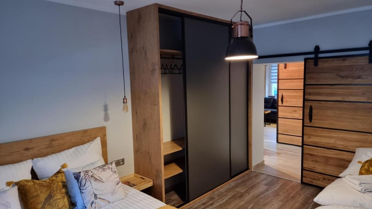 Apartament Luxloft Apartment เปียโควิเซ ภายนอก รูปภาพ