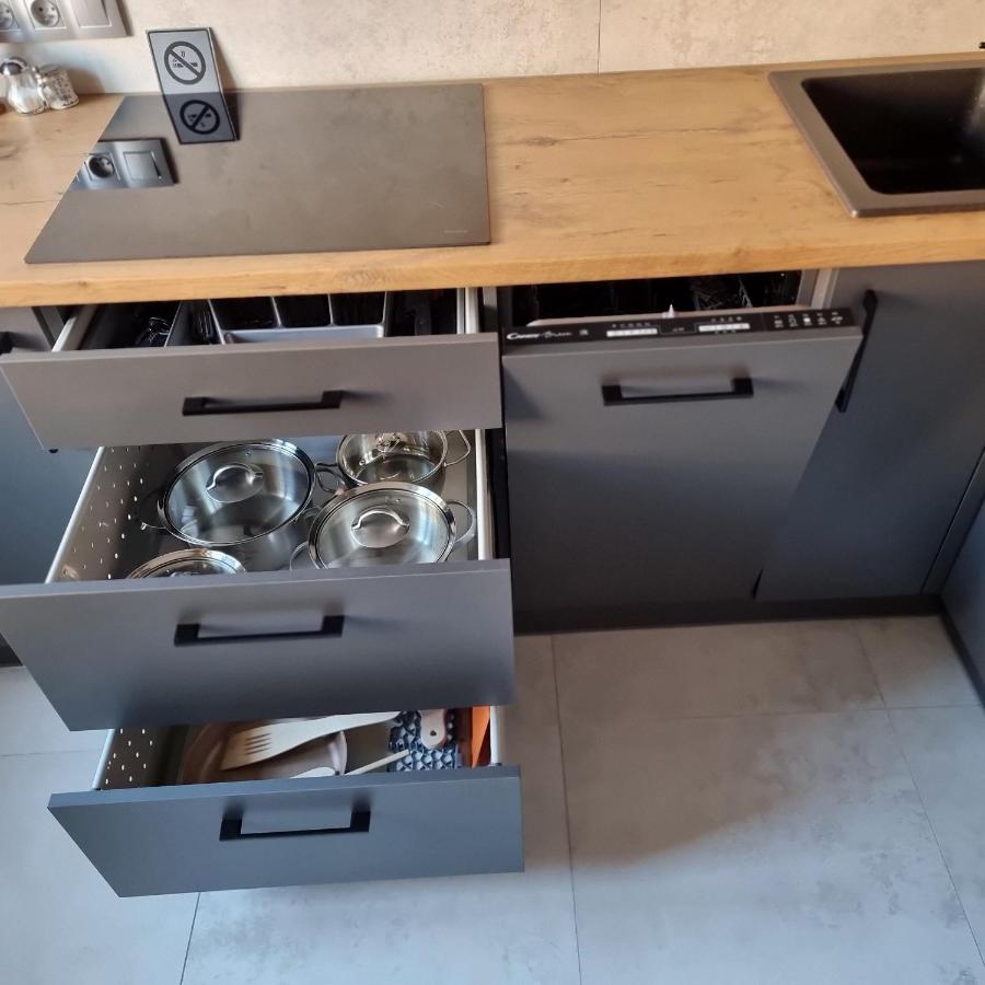 Apartament Luxloft Apartment เปียโควิเซ ภายนอก รูปภาพ