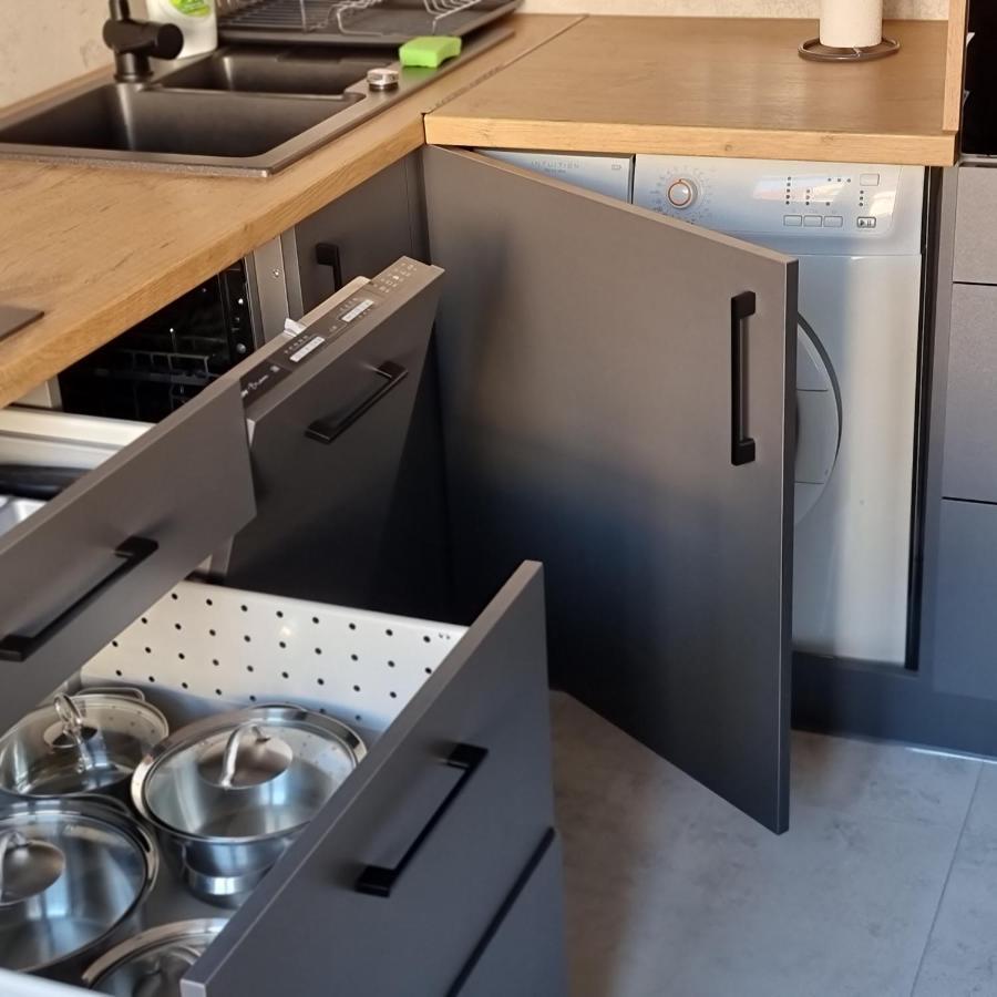 Apartament Luxloft Apartment เปียโควิเซ ภายนอก รูปภาพ