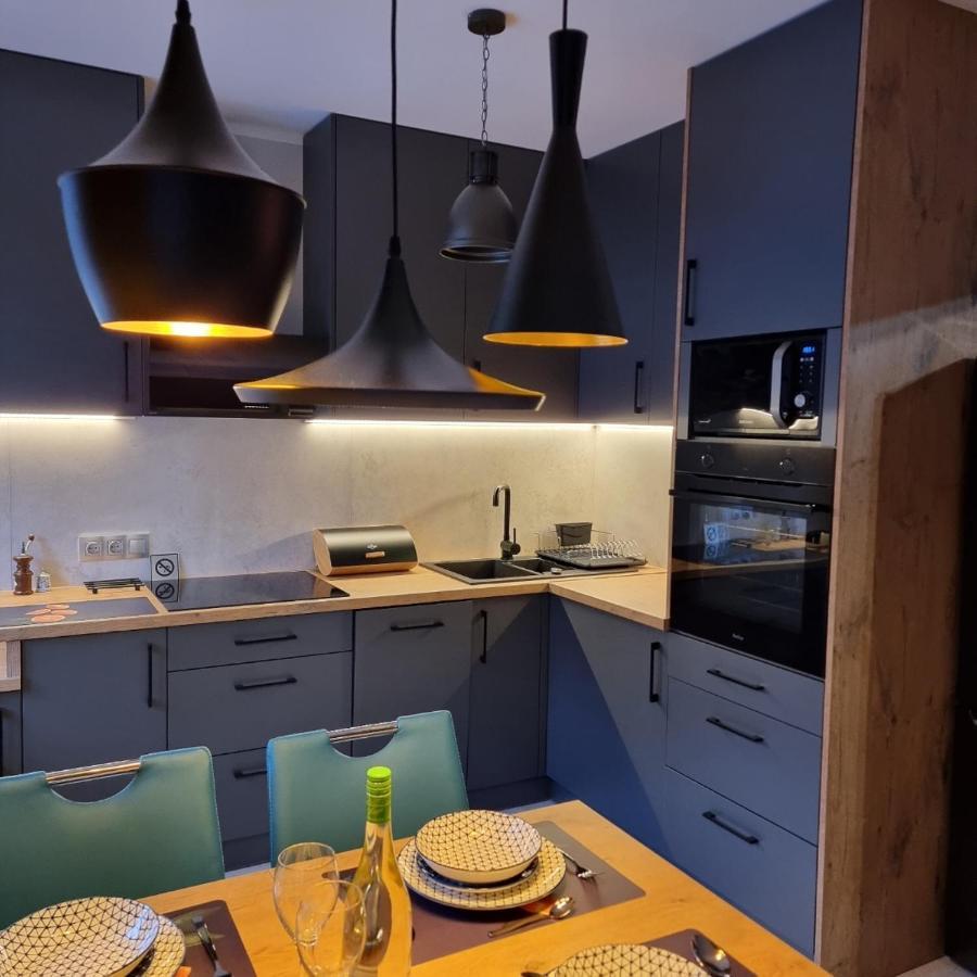Apartament Luxloft Apartment เปียโควิเซ ภายนอก รูปภาพ